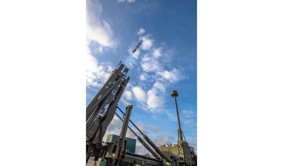 EMADS system - CAMM missile launch