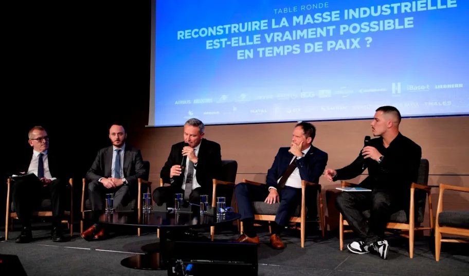 Eric Béranger talking at Paris Air Forum 2026
