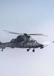 tir de missile par hélicoptère