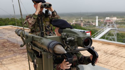 French Forces using MISTRAL MANPADS in Guyana
