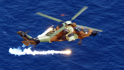SAPHIR-M firing from Tiger helicopter